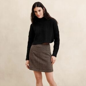 NWT Banana Republic Cropped Cable Turtle Neck Sweater
